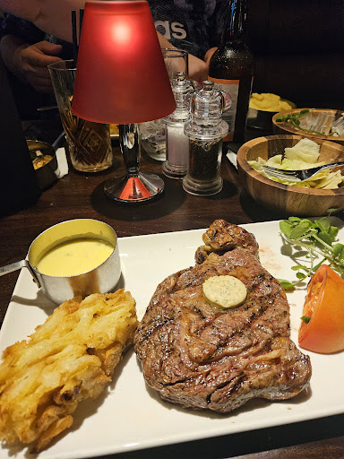 Photo of Miller And Carter Warrington - Gemini Retail Park, Westbrook, Cheshire, Warrington WA5 8WF